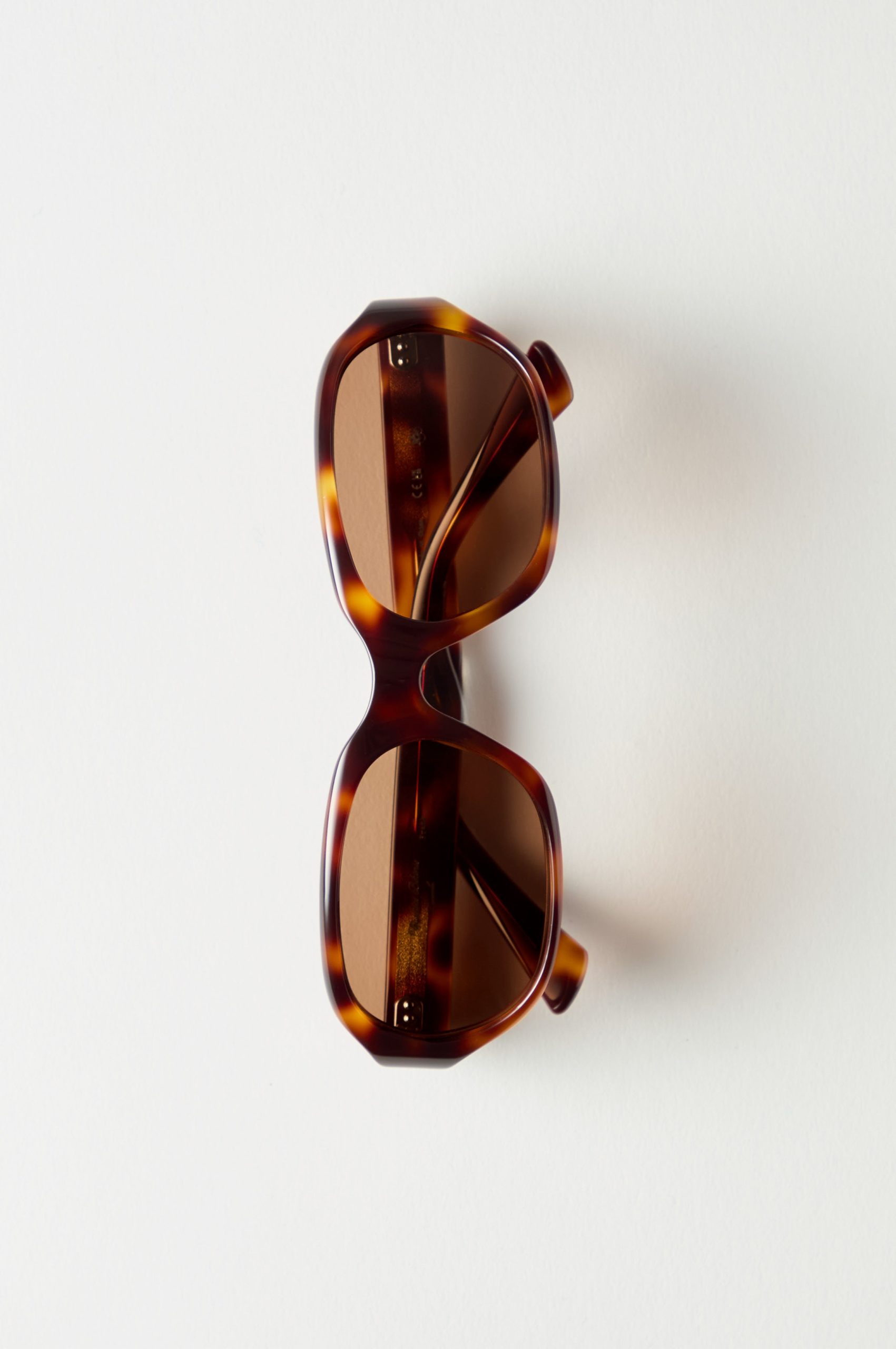 x LEXXOLA Frank Sunglasses - Venice - Image 6