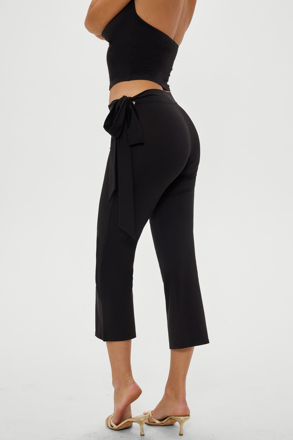 Jay Capri Pants - Black - Image 5