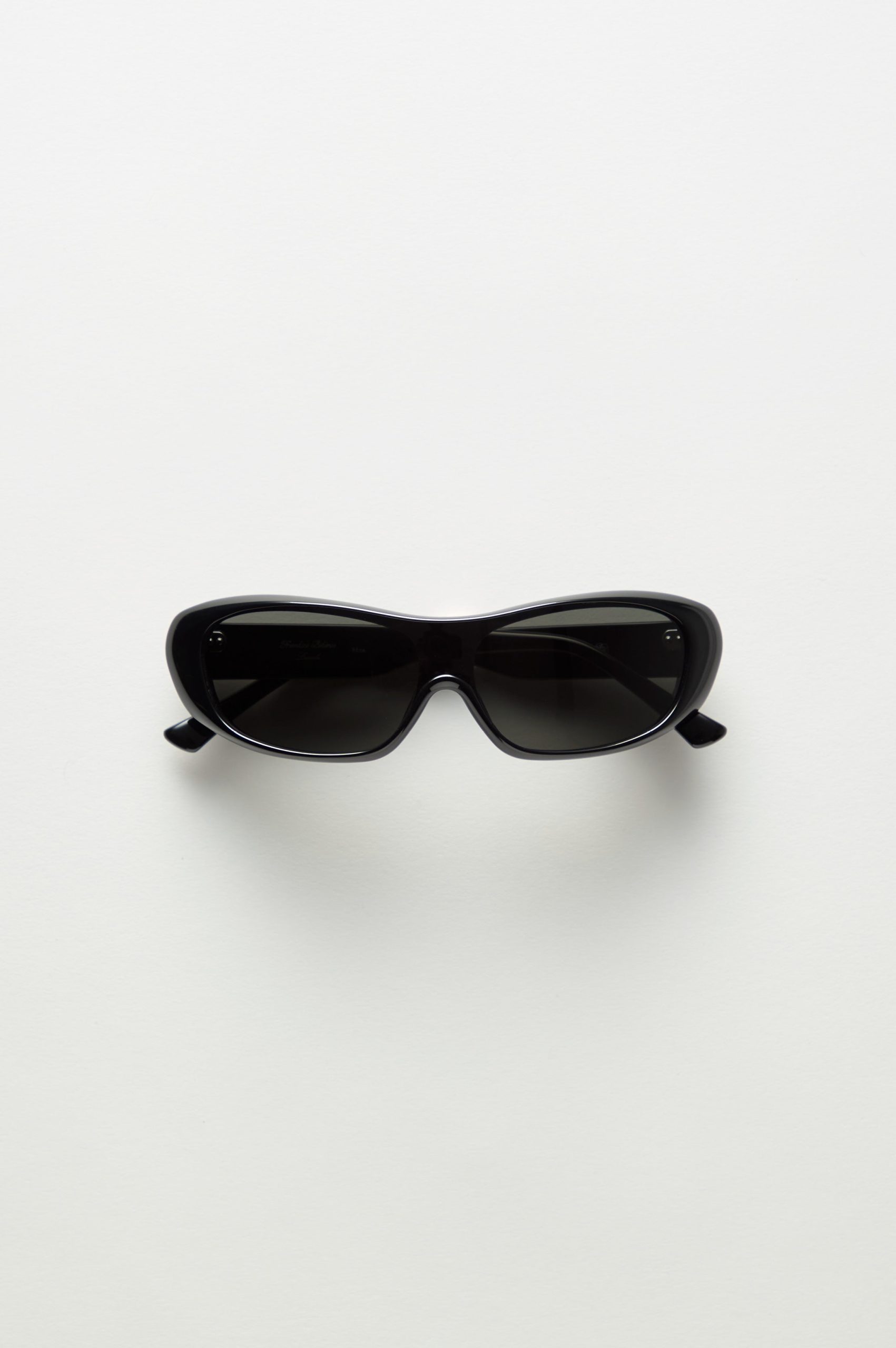 x LEXXOLA Nina Sunglasses - Night Shade - Image 2